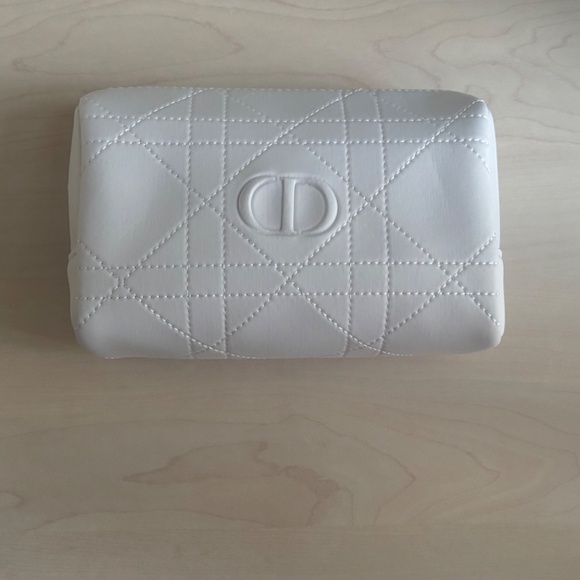 New Dior 5 Piece Cosmetic Case Bundle Set - Picture 2 of 4